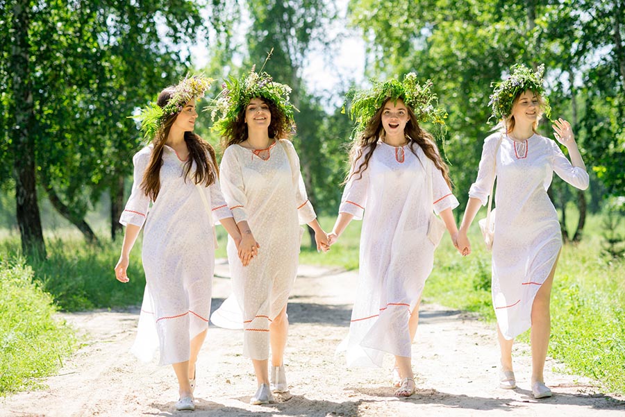 Slavic girls in Bata