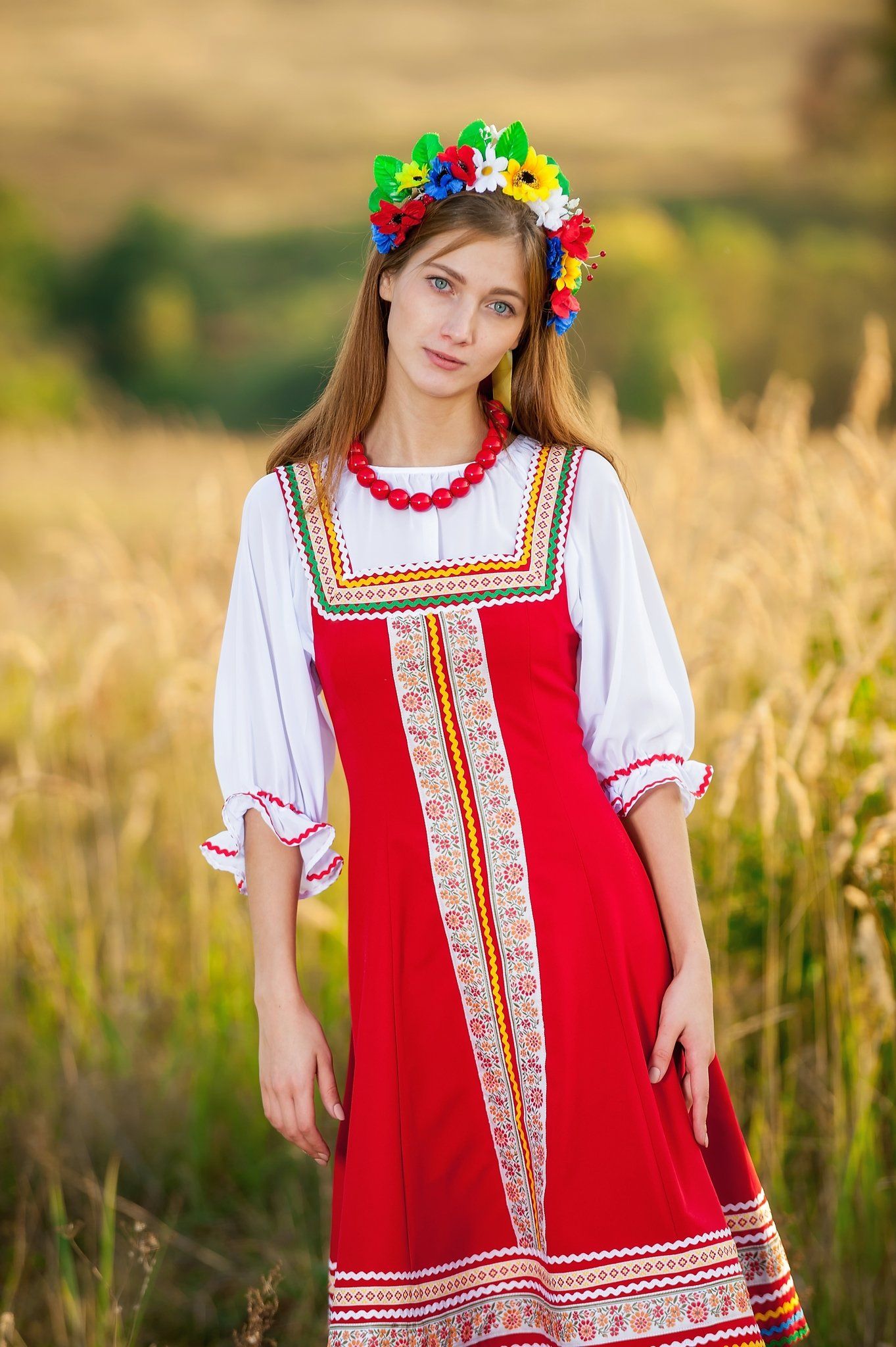 Women in Slavic costumes in Bata