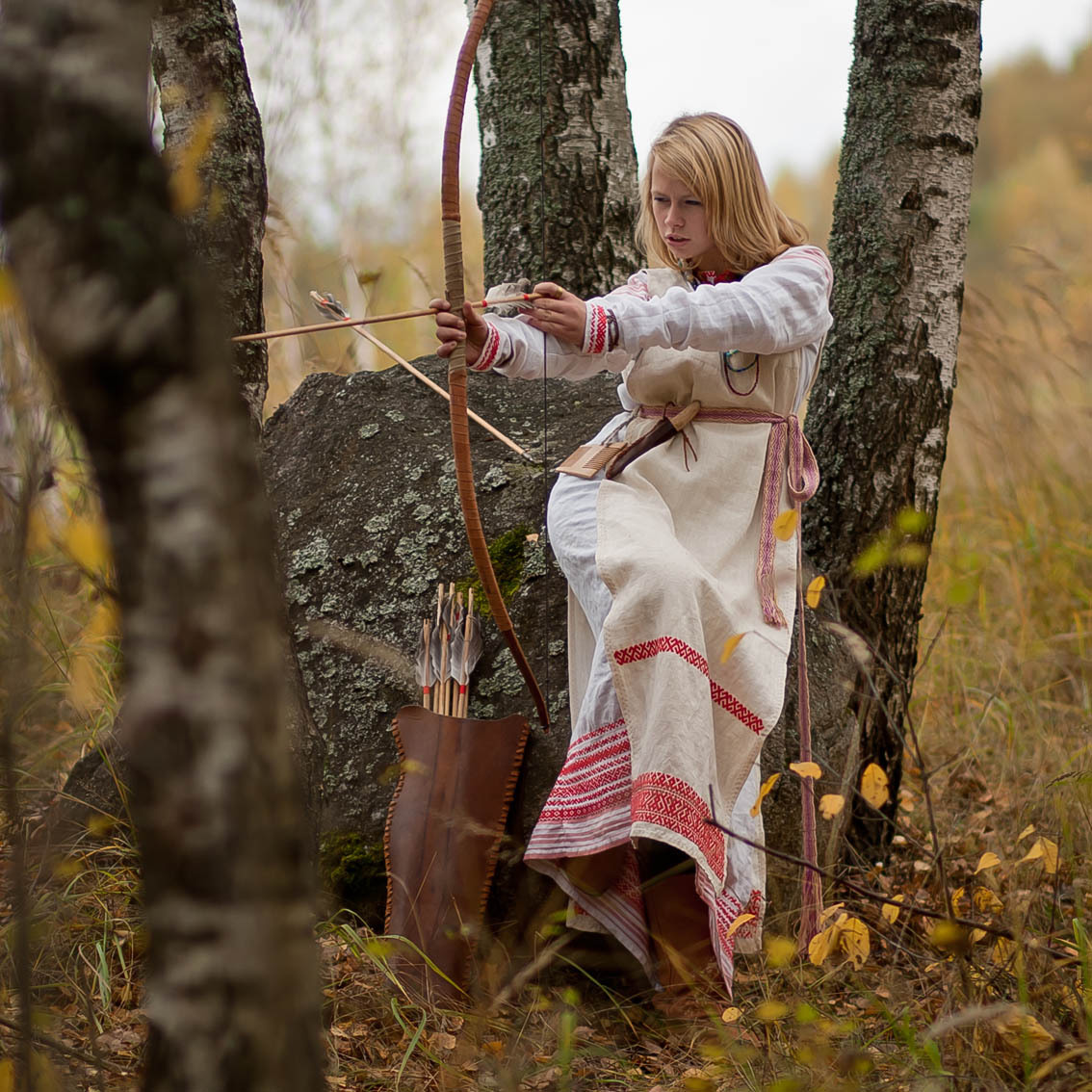 Sexy photo Girls in Slavic costumes in Bata